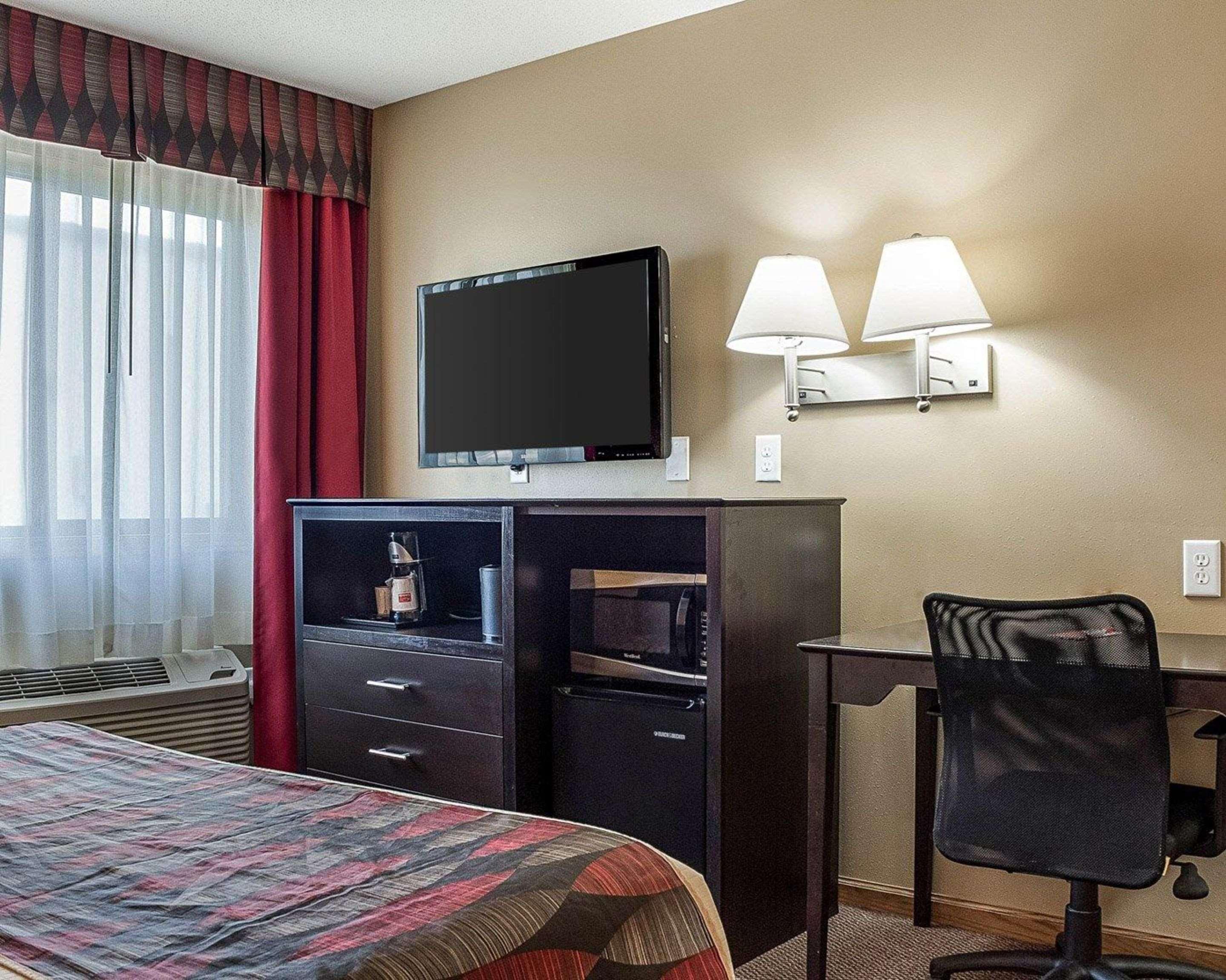Econo Lodge Jamestown Kültér fotó