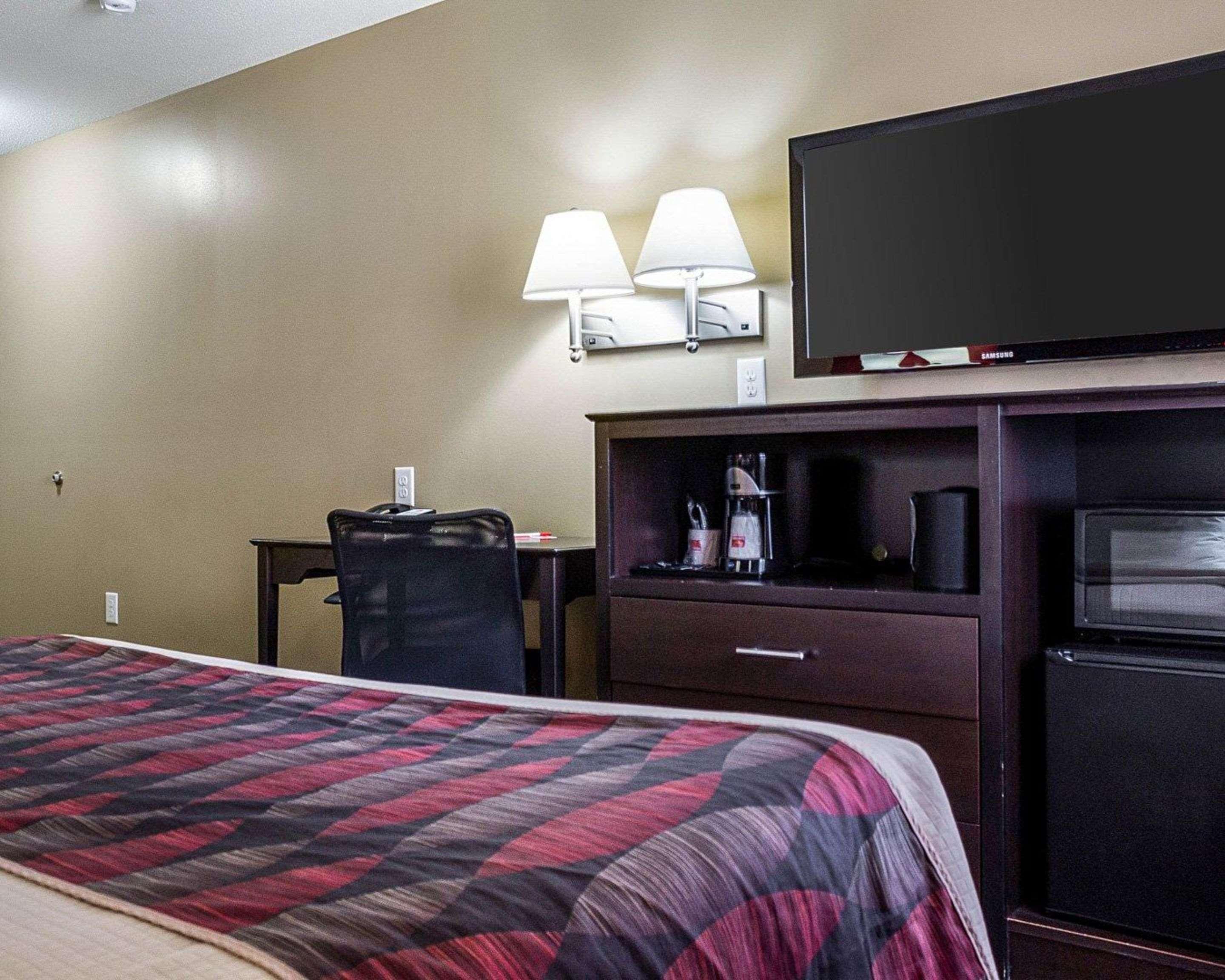 Econo Lodge Jamestown Kültér fotó