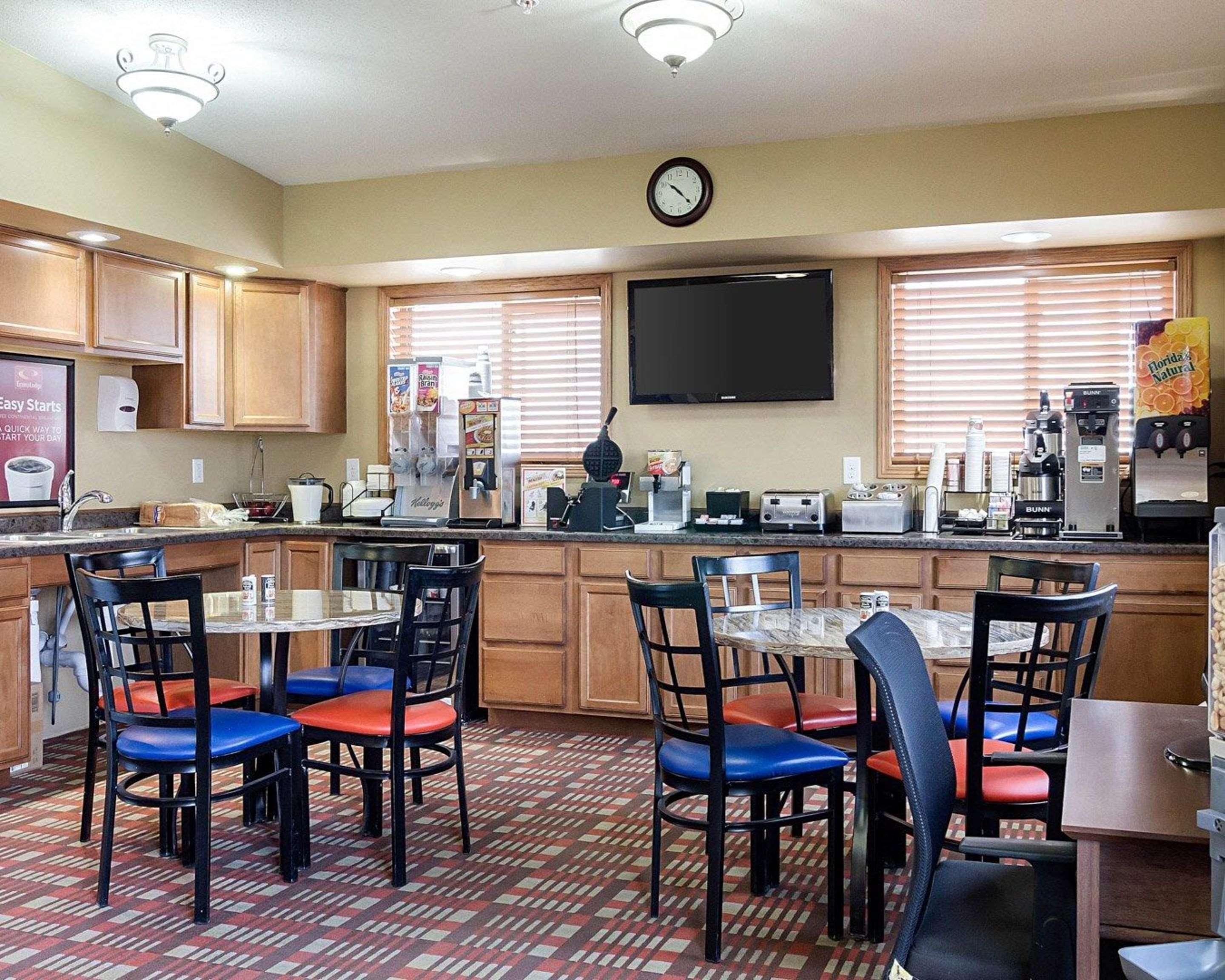 Econo Lodge Jamestown Kültér fotó