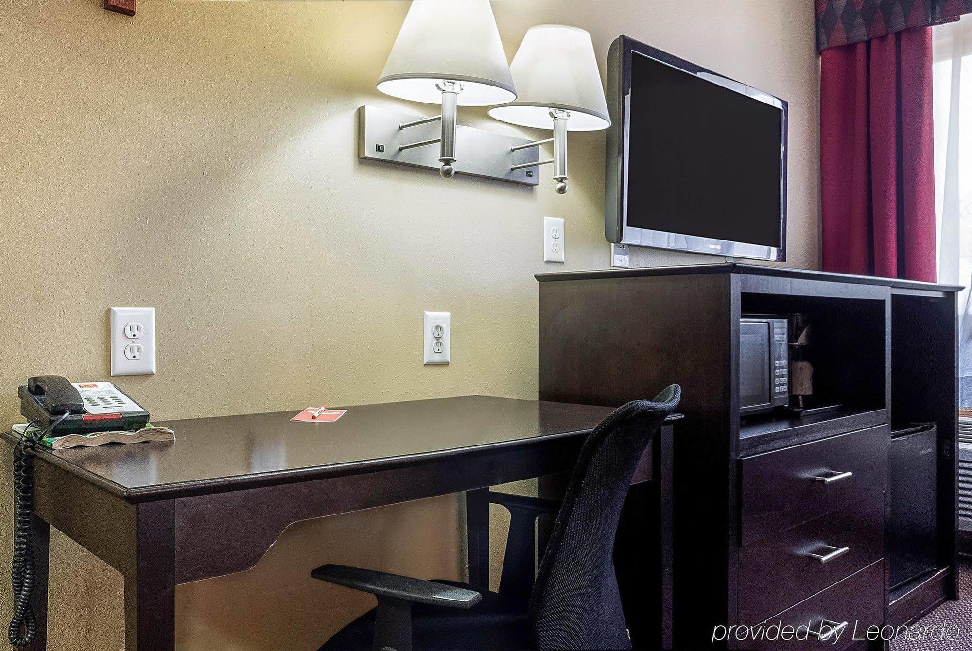 Econo Lodge Jamestown Kültér fotó
