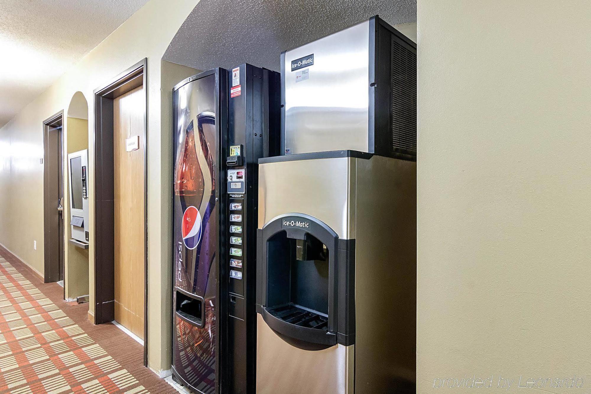 Econo Lodge Jamestown Kültér fotó
