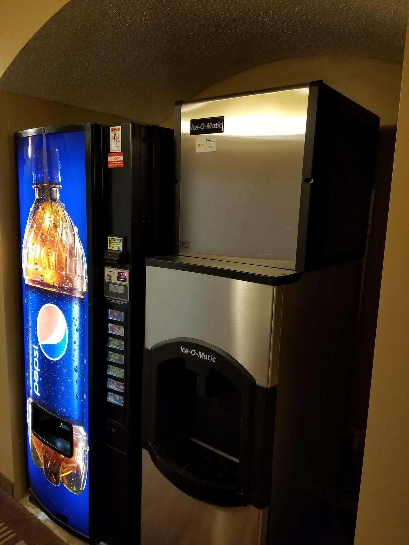 Econo Lodge Jamestown Kültér fotó